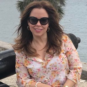 Meet your Posher, Eva